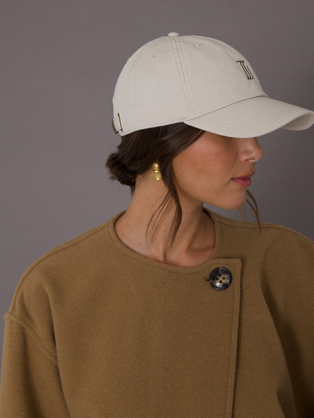 CHARLIE CAP