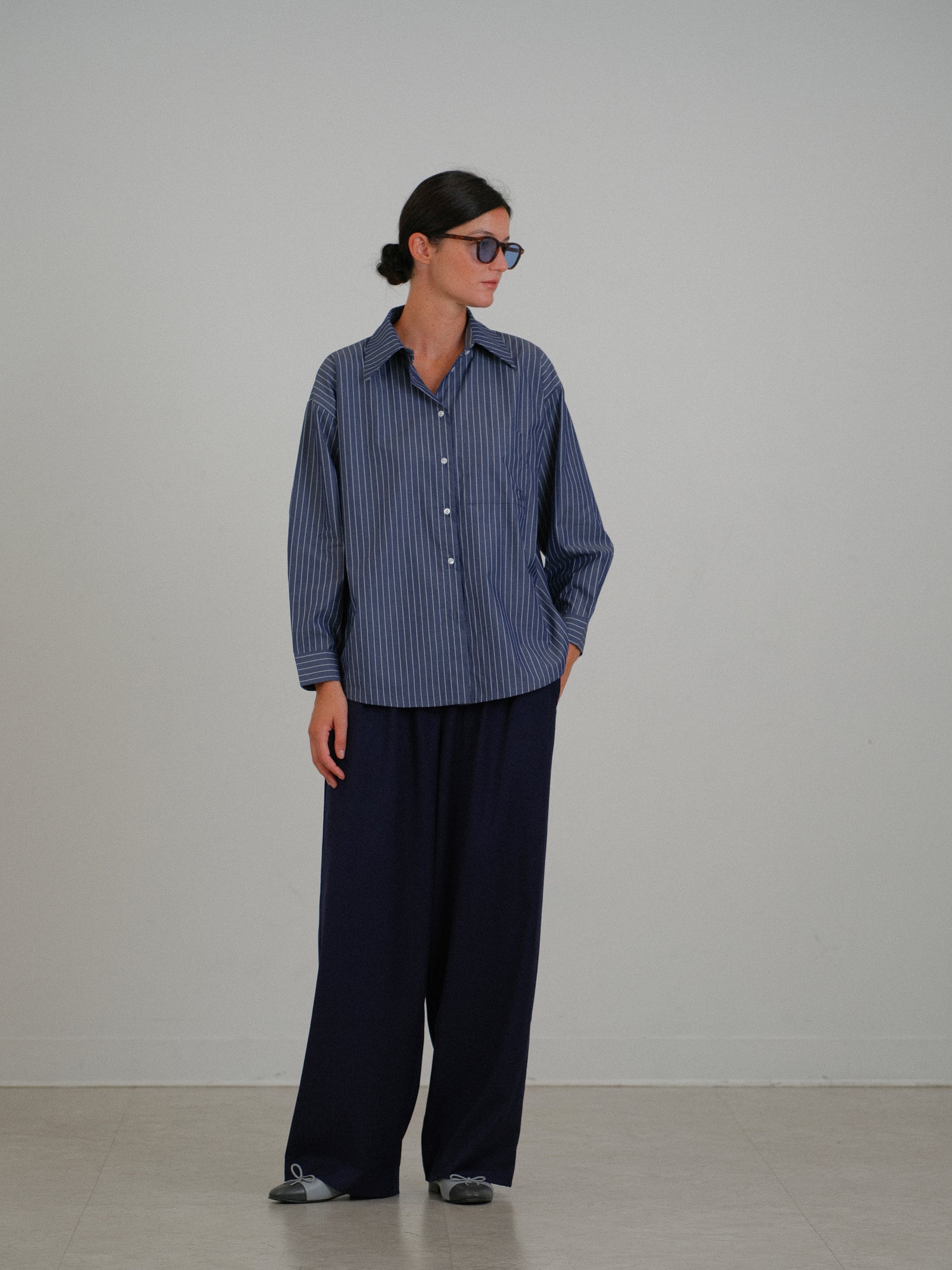 Anna shirt with blue stripes