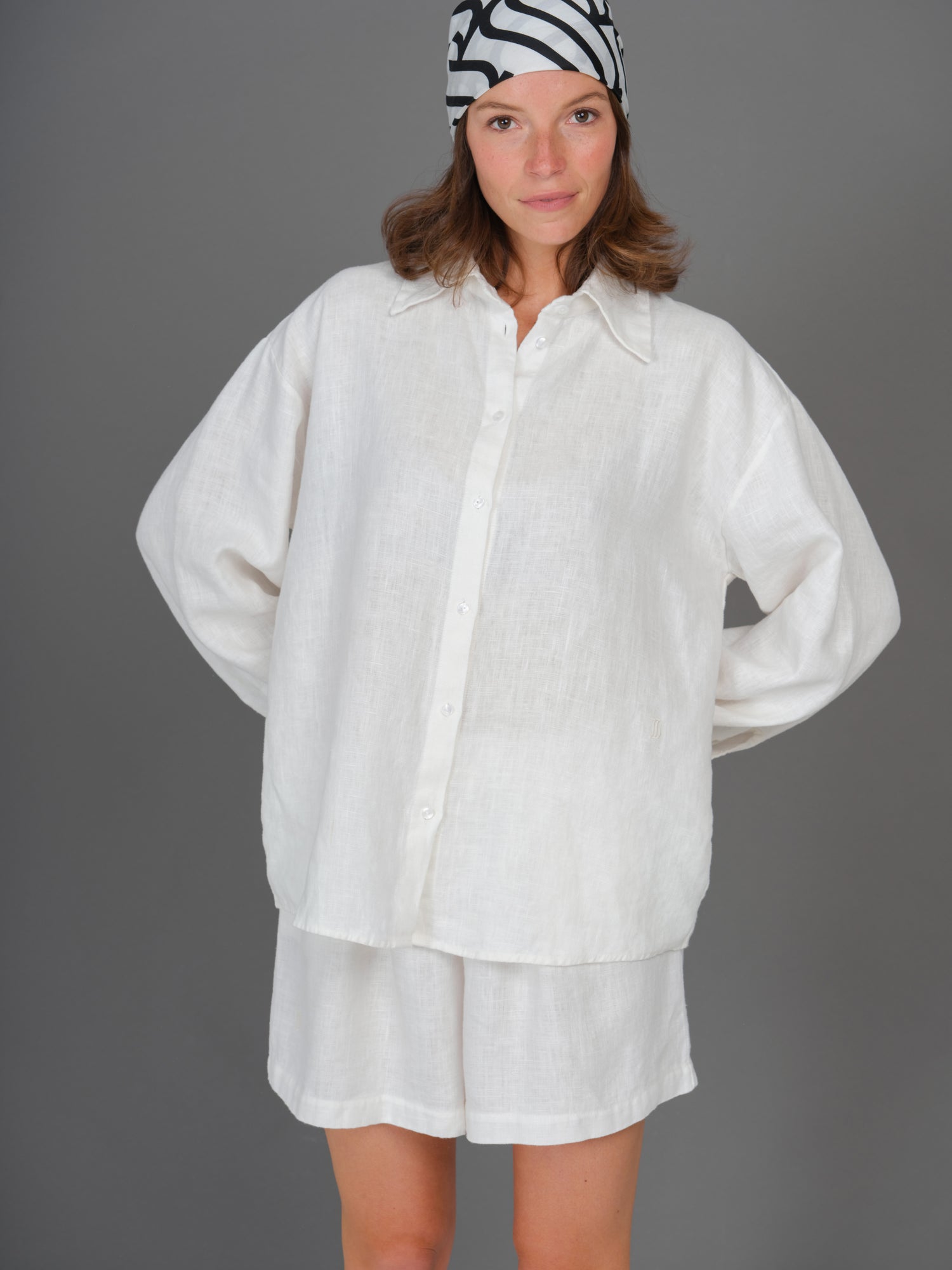 Sara shirt linen
