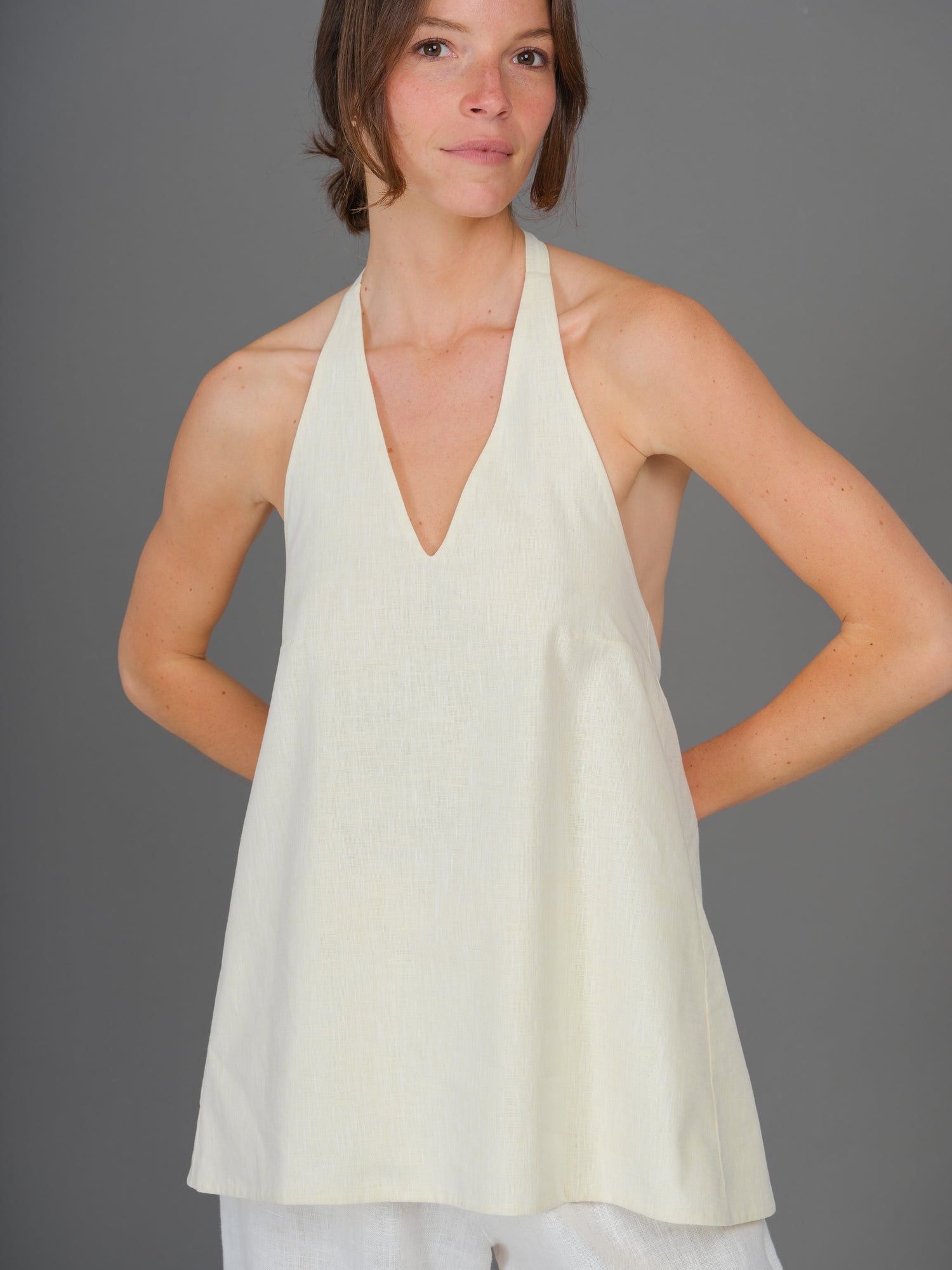 Leslie top butter yellow