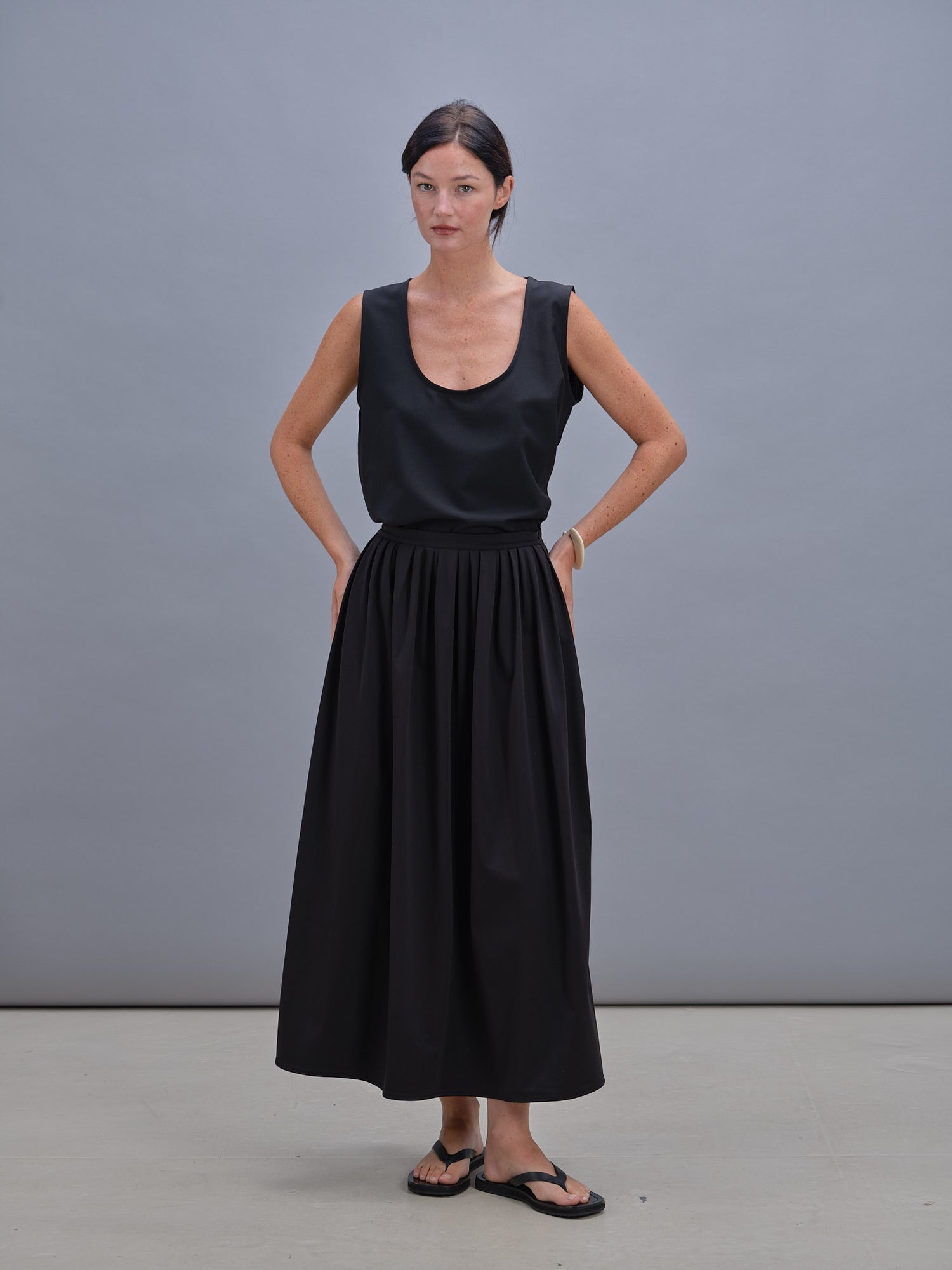 Rita skirt black