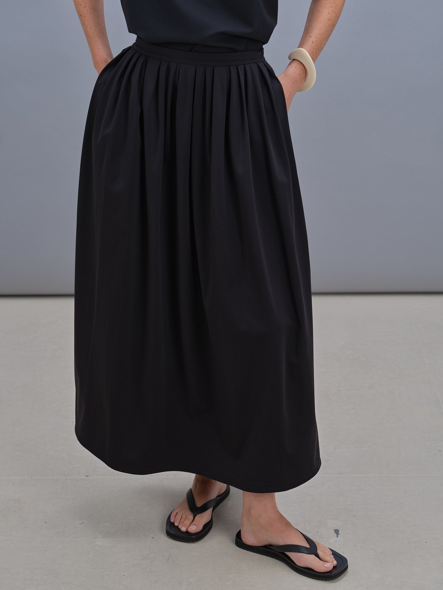 Rita skirt black