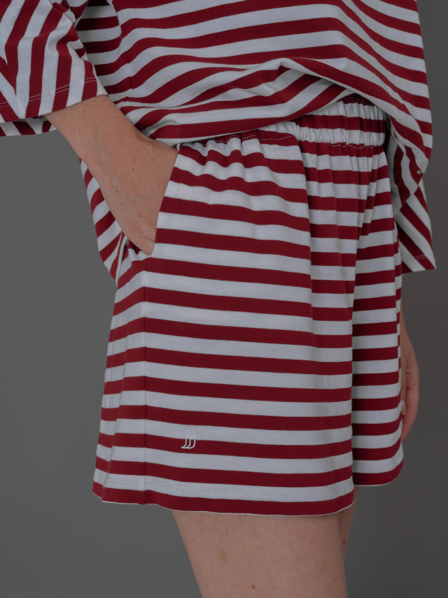 Short Elio