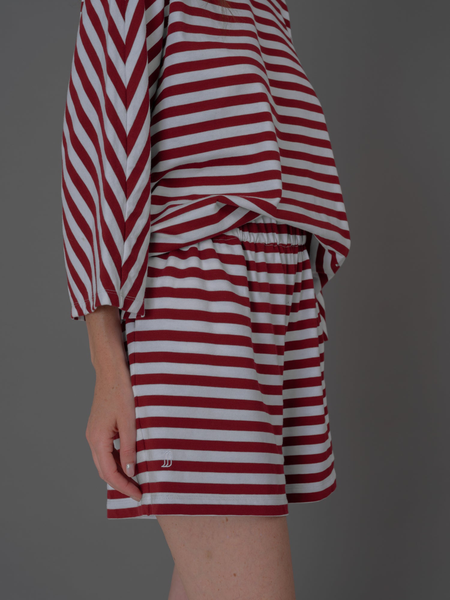 Short Elio