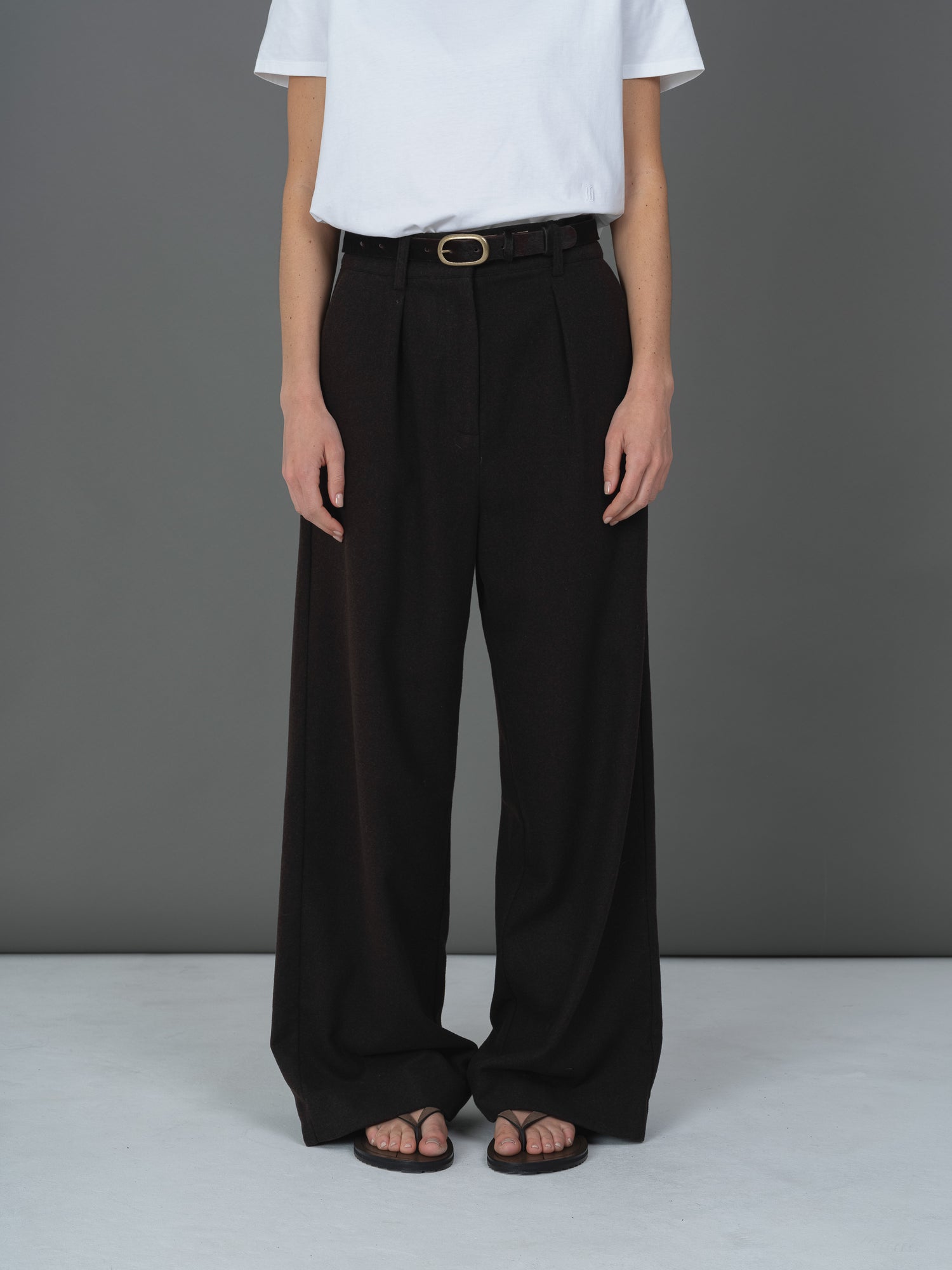 Woody pants brown