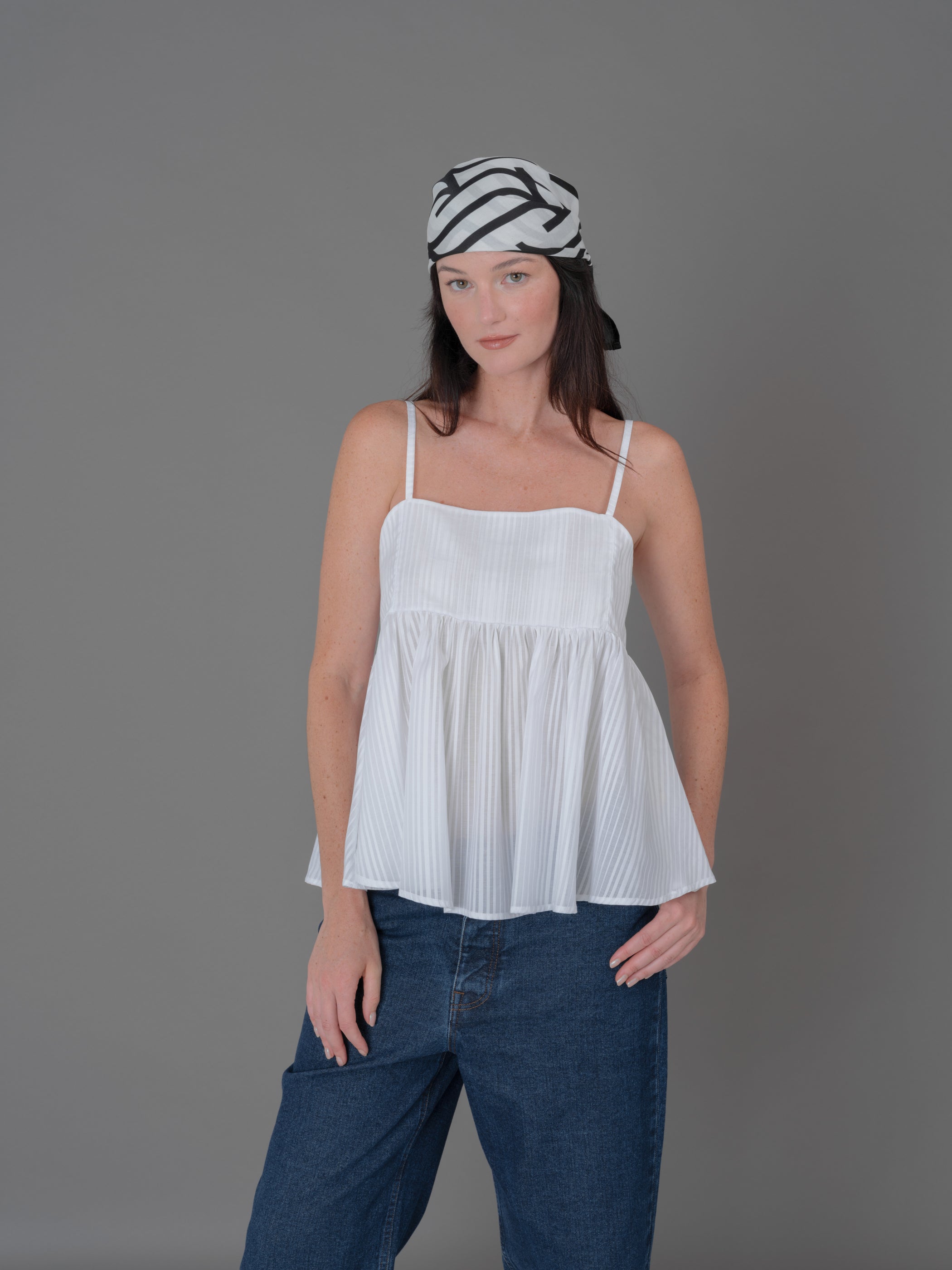 Claude top white