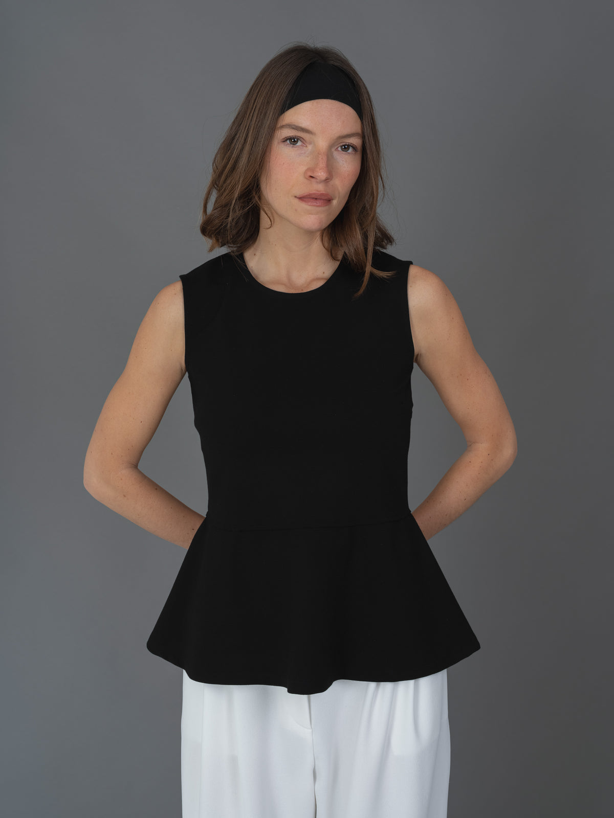 Ali top black