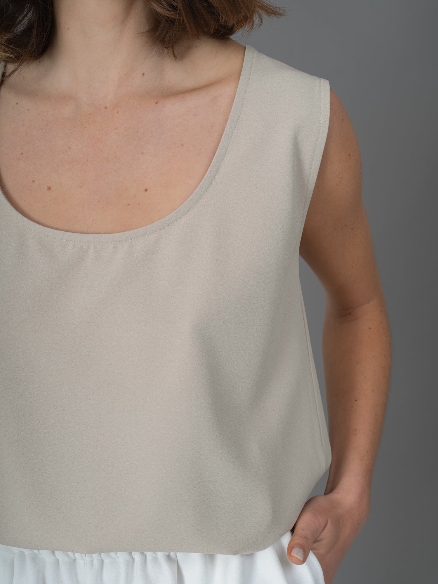 Betty top beige