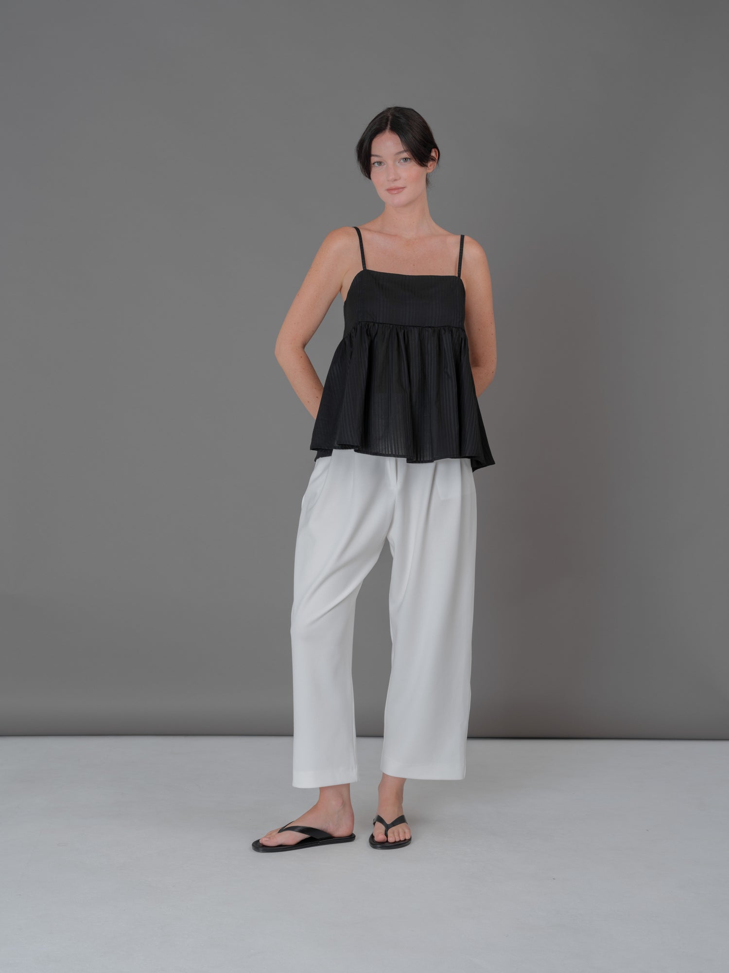 Claude top black