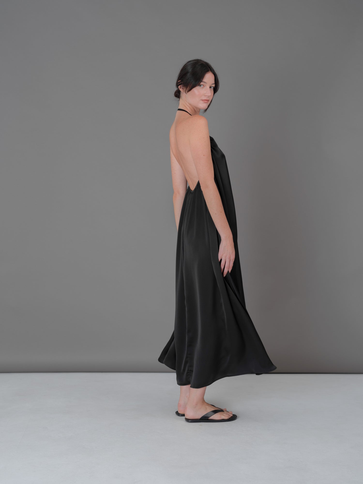Moon dress black