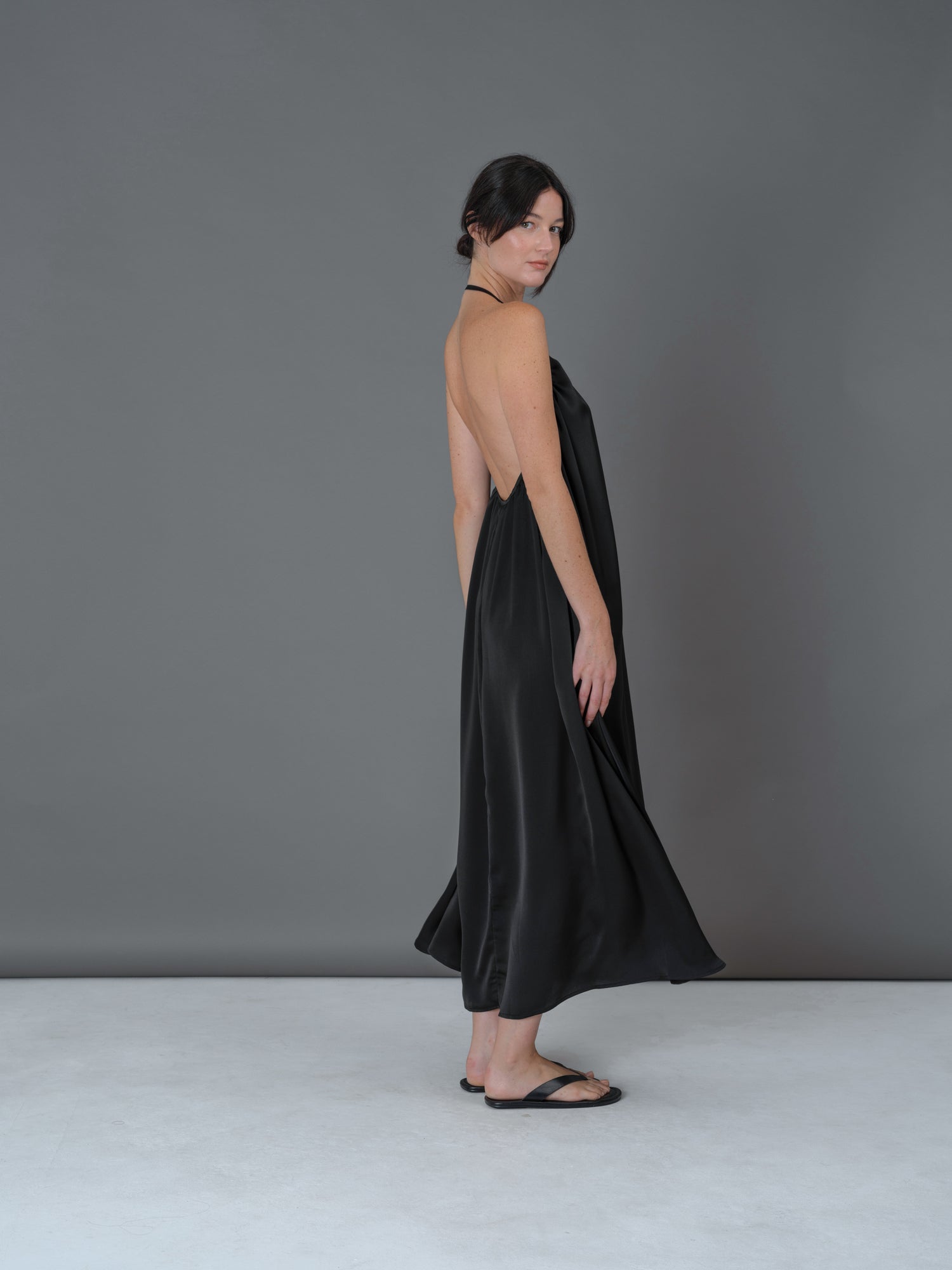 Moon dress black