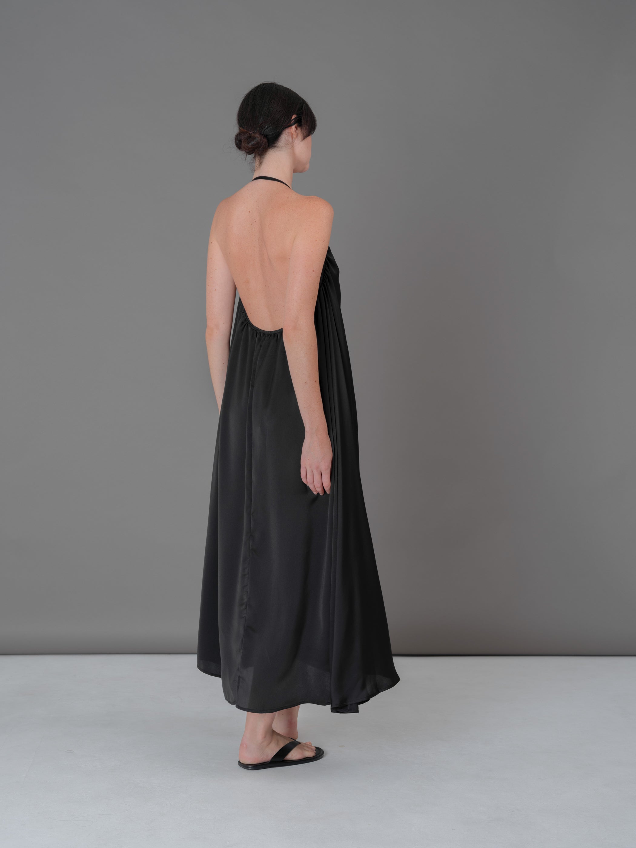 Moon dress black