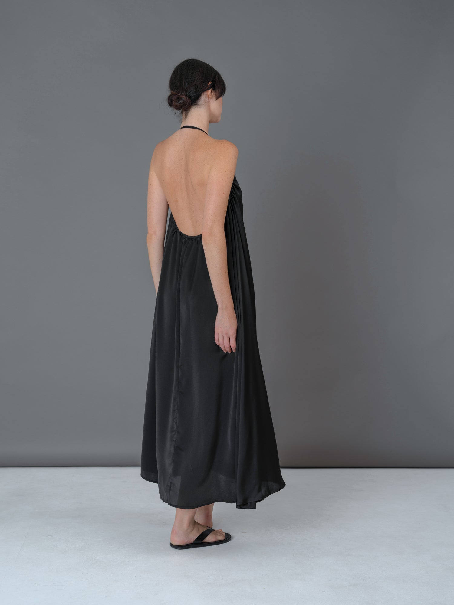 Moon dress black