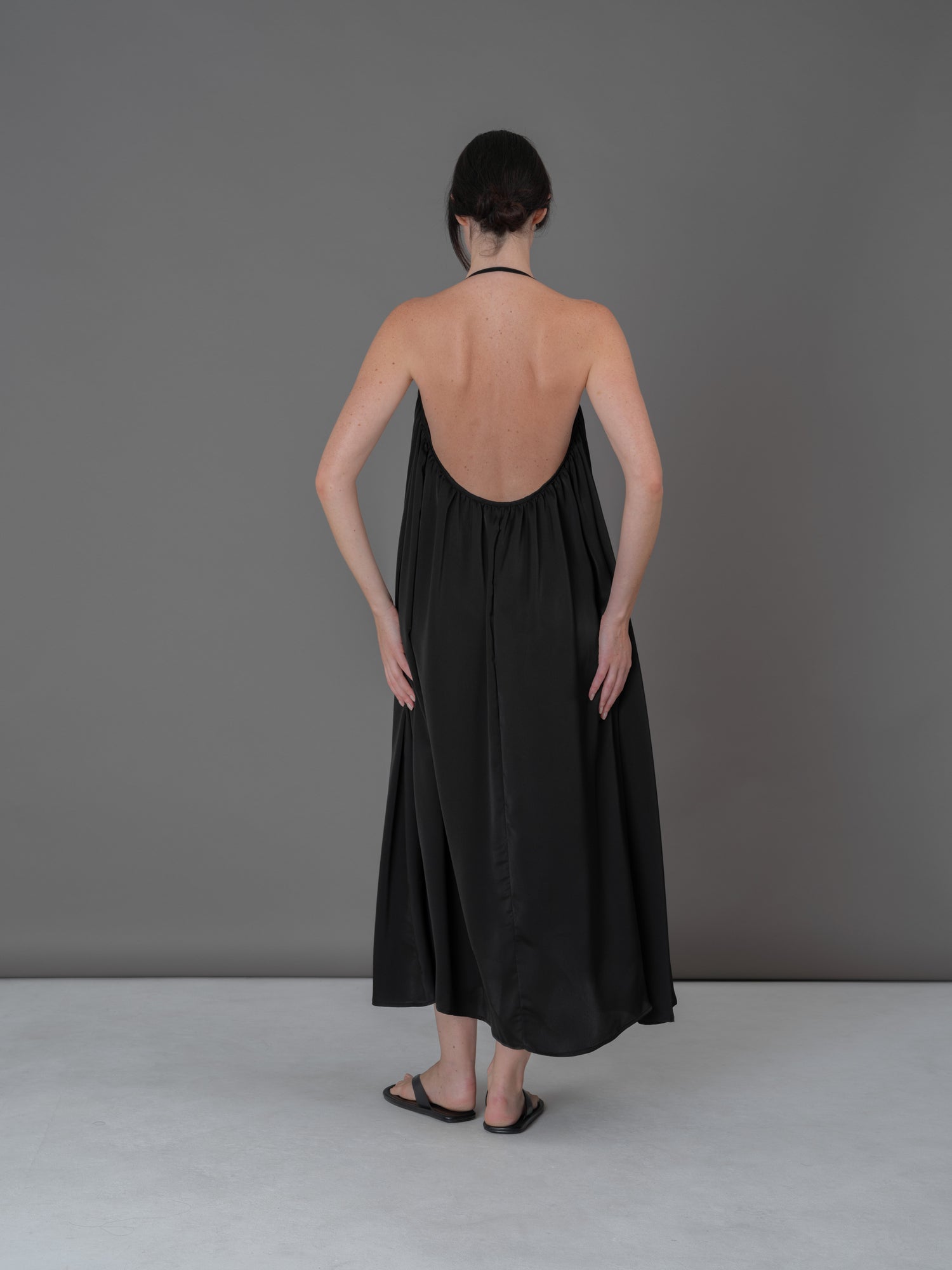 Moon dress black