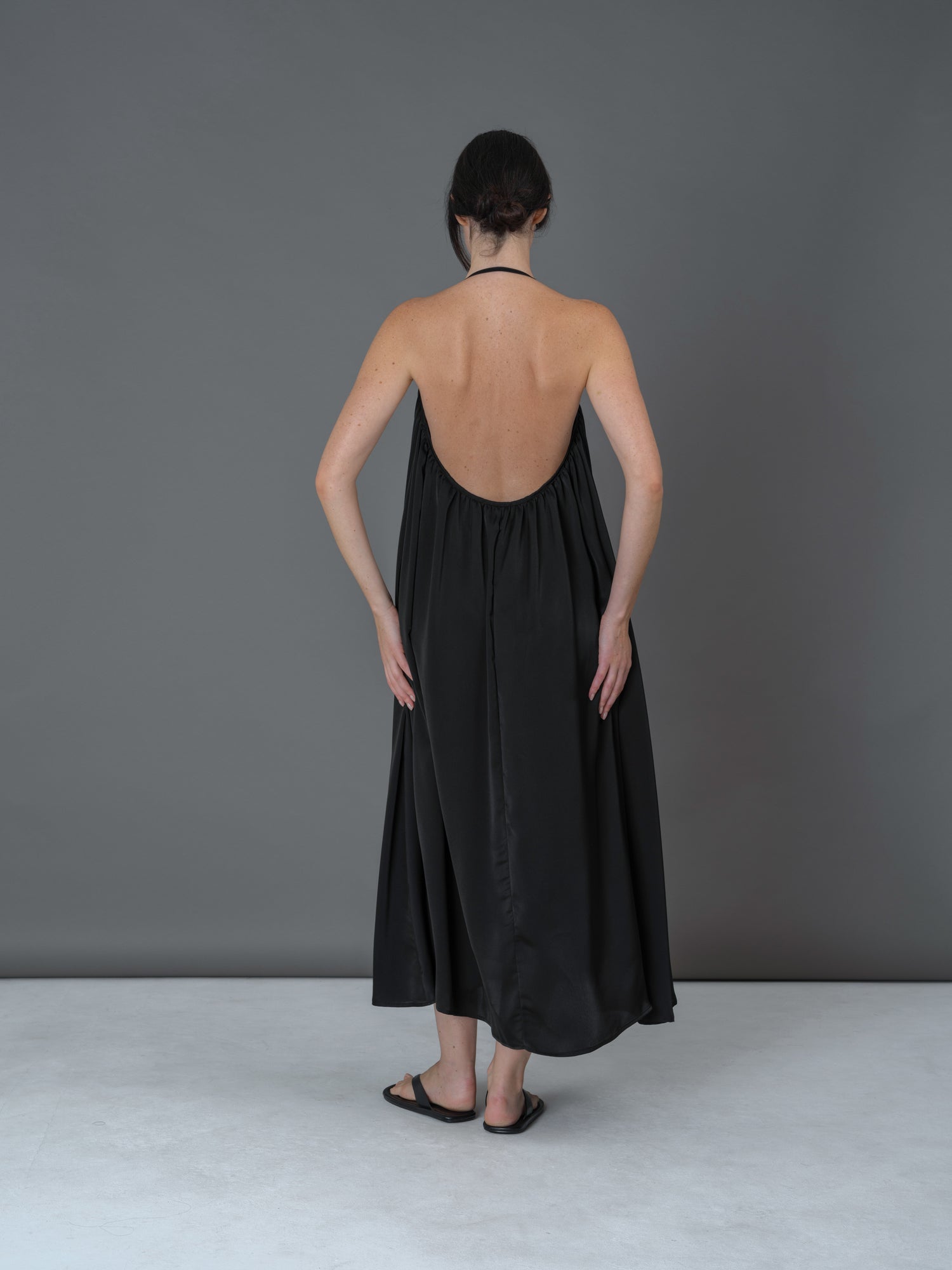 Moon dress black