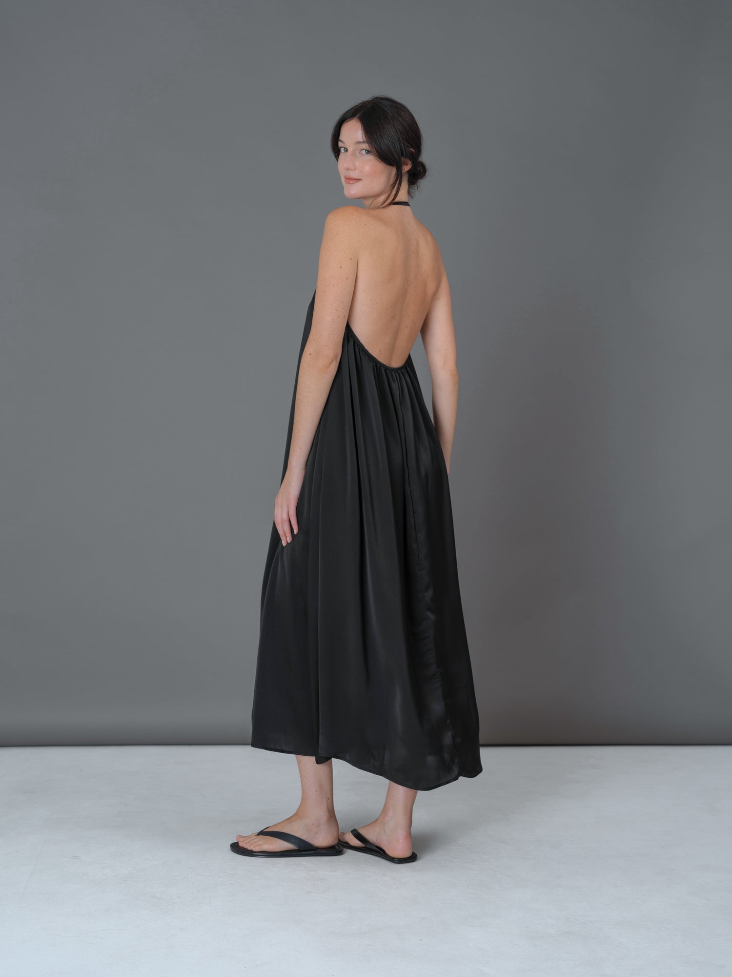 Moon dress black