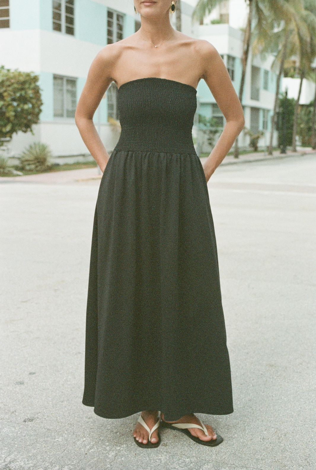 Ava dress black