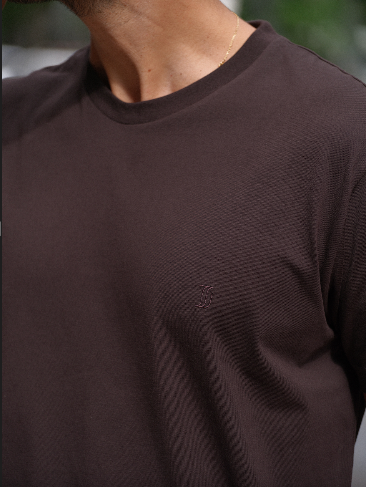 MEN T-SHIRT BROWN