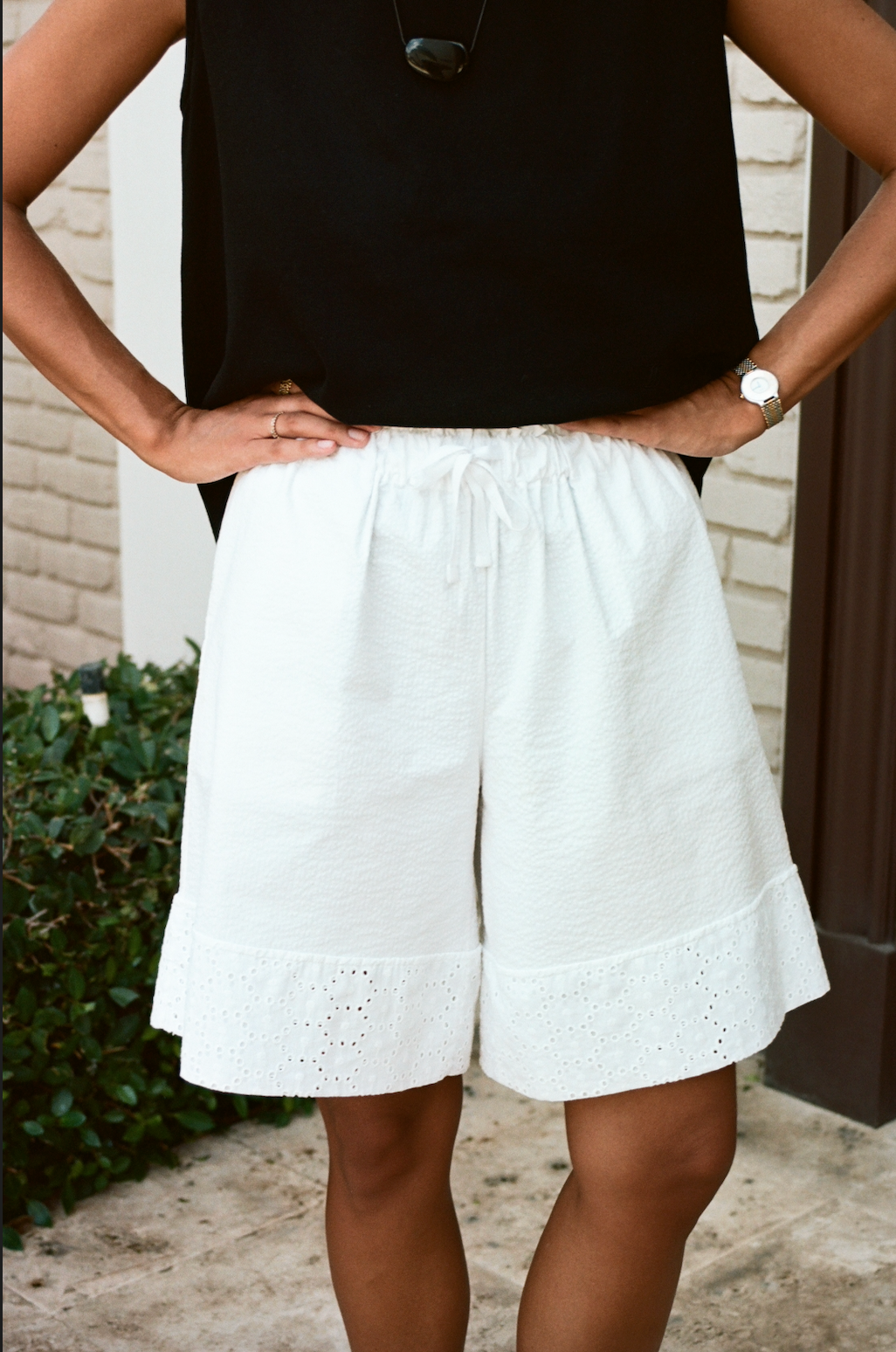 Lido shorts white