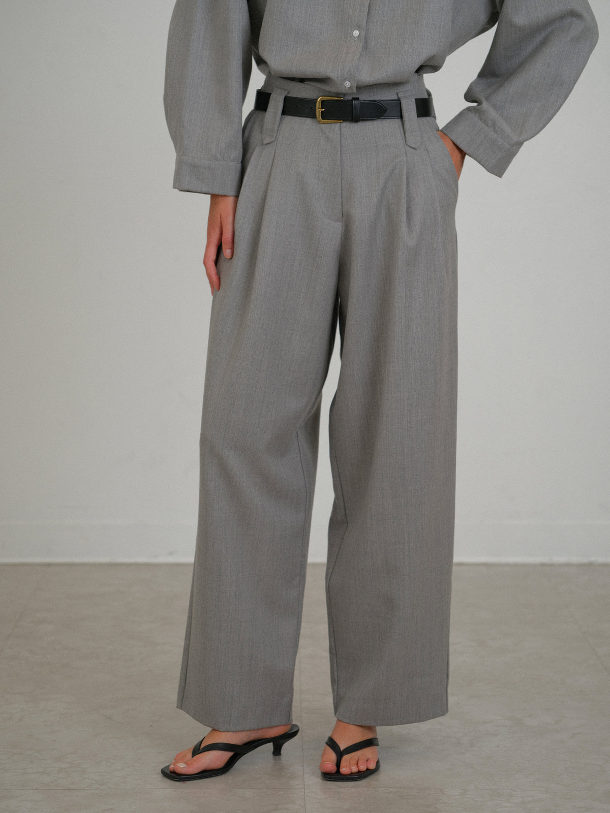 Andre pants light grey