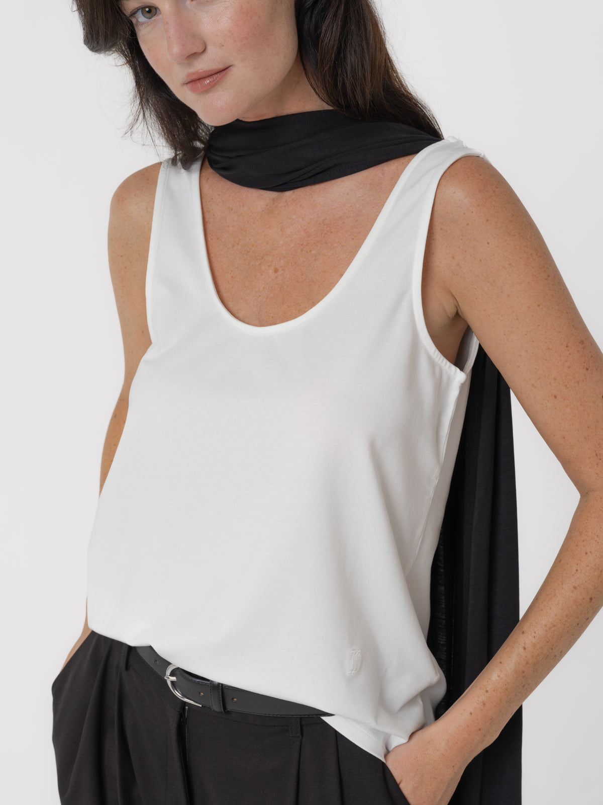 Fred relaxed tank white