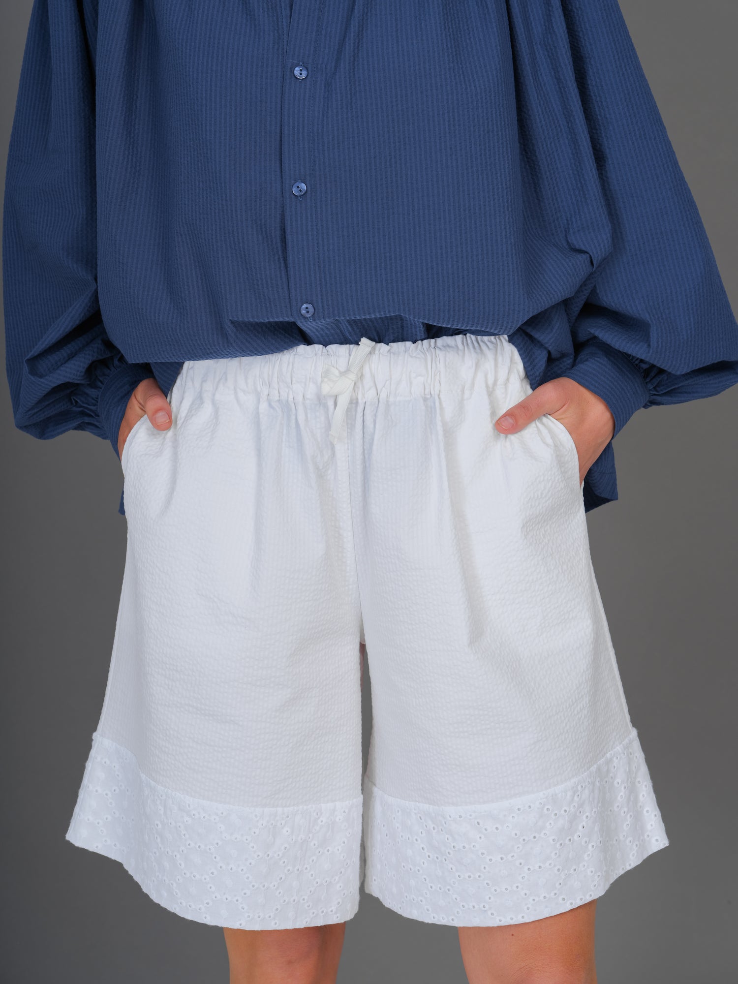 Lido shorts white