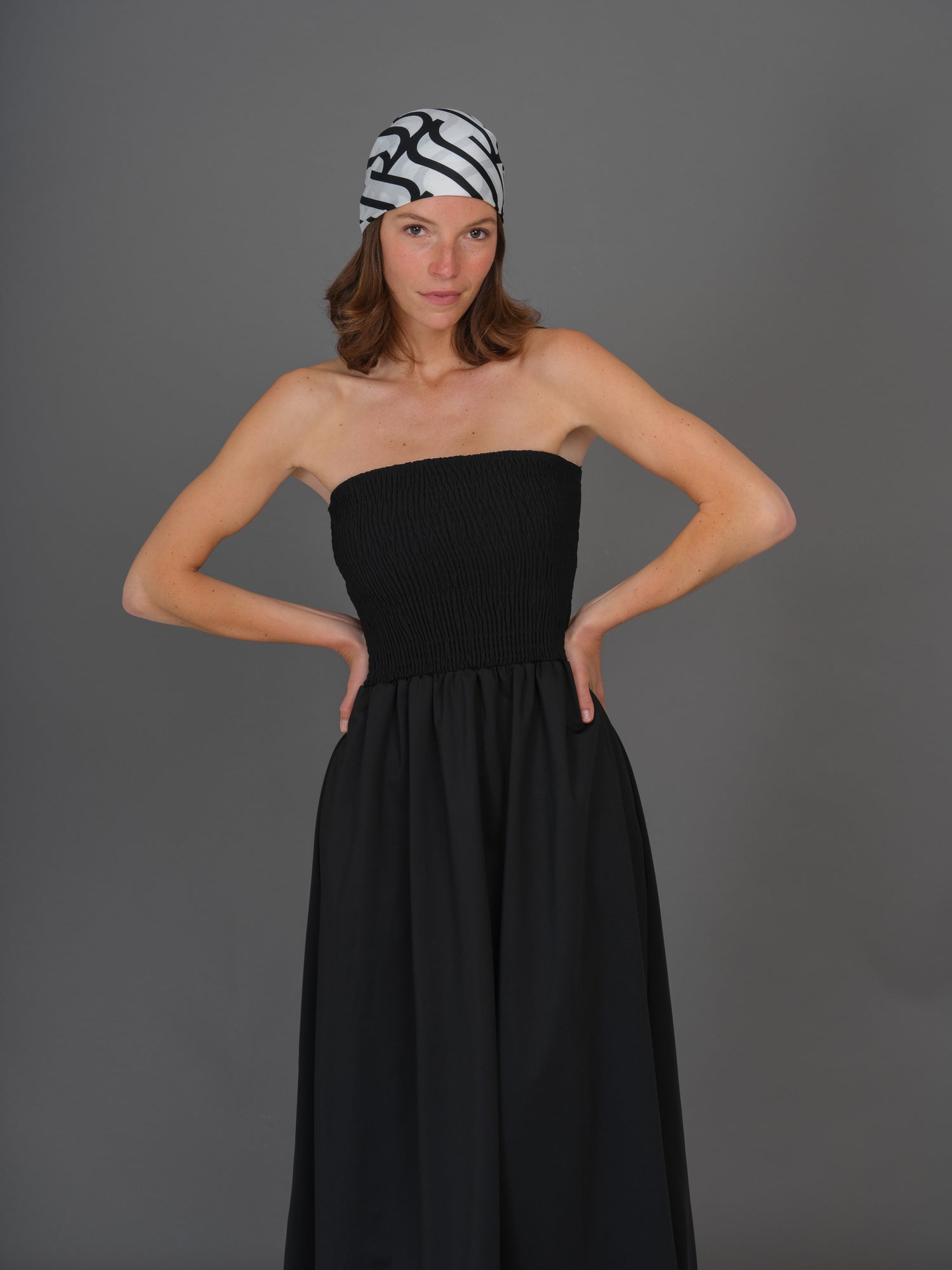 Ava dress black