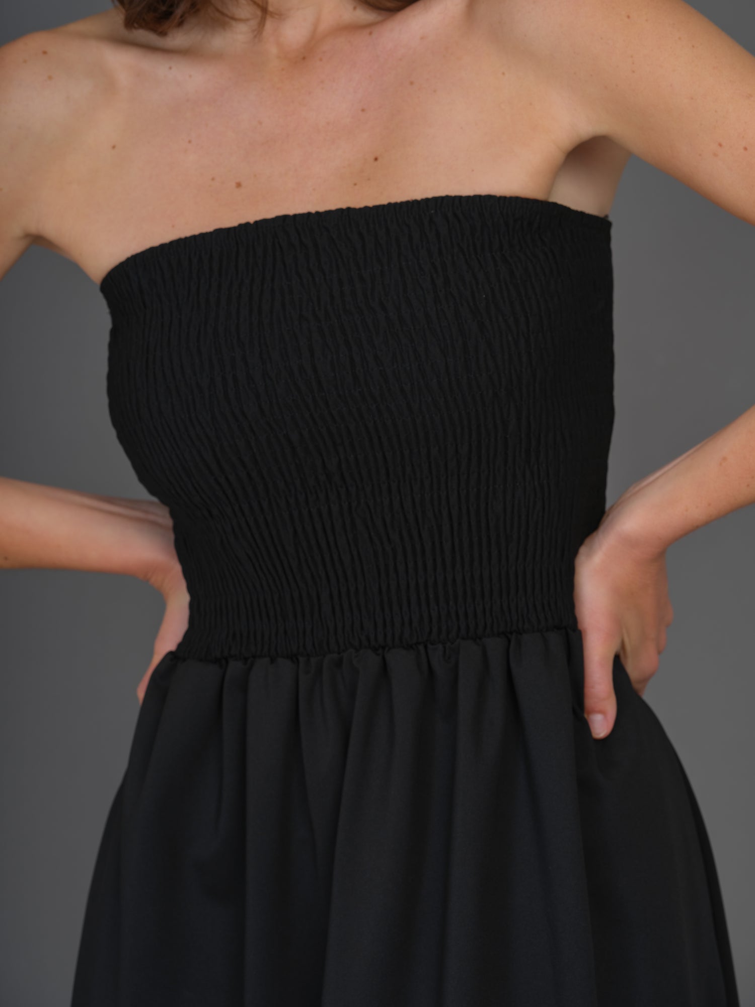Ava dress black