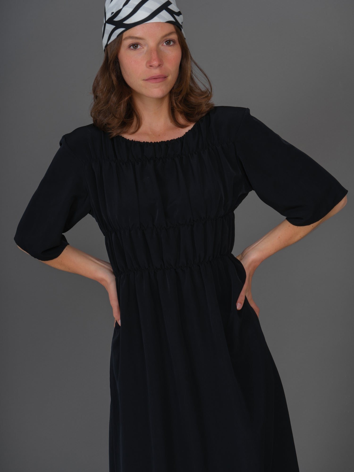 Azur dress black