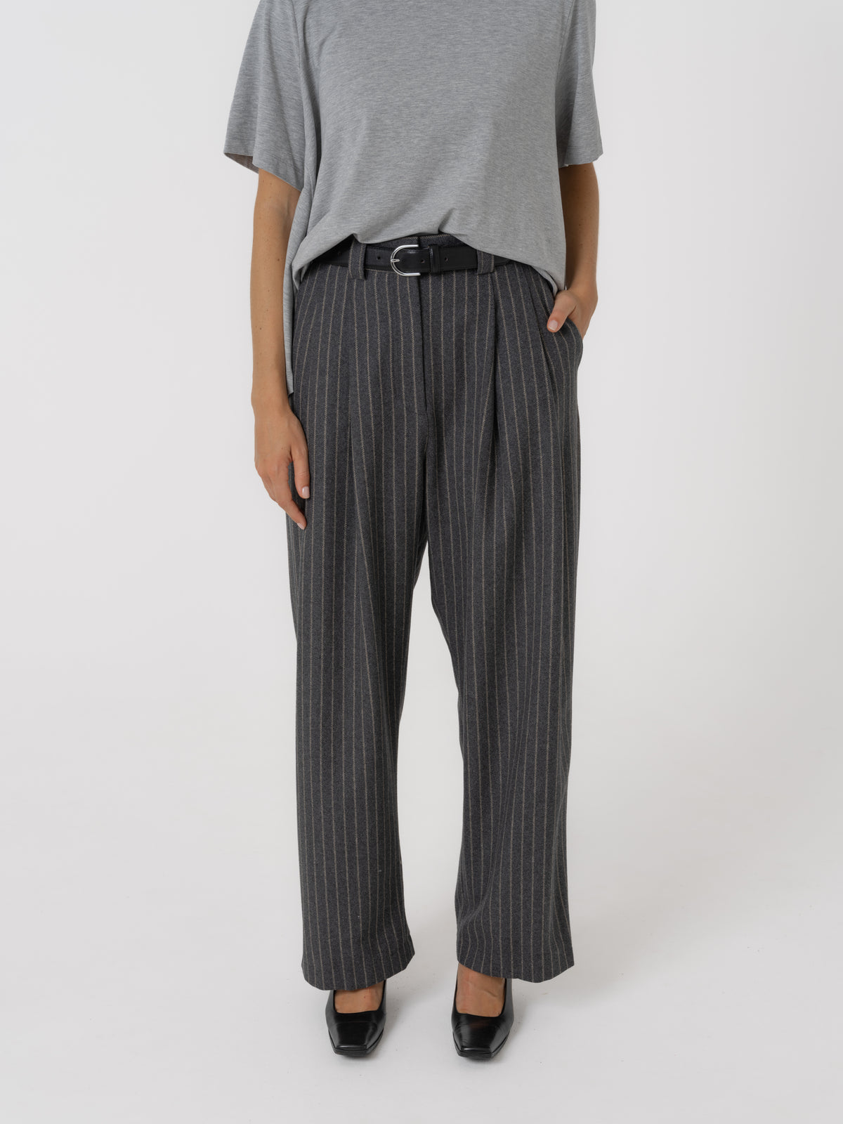 Pantalon Georges gris rayé