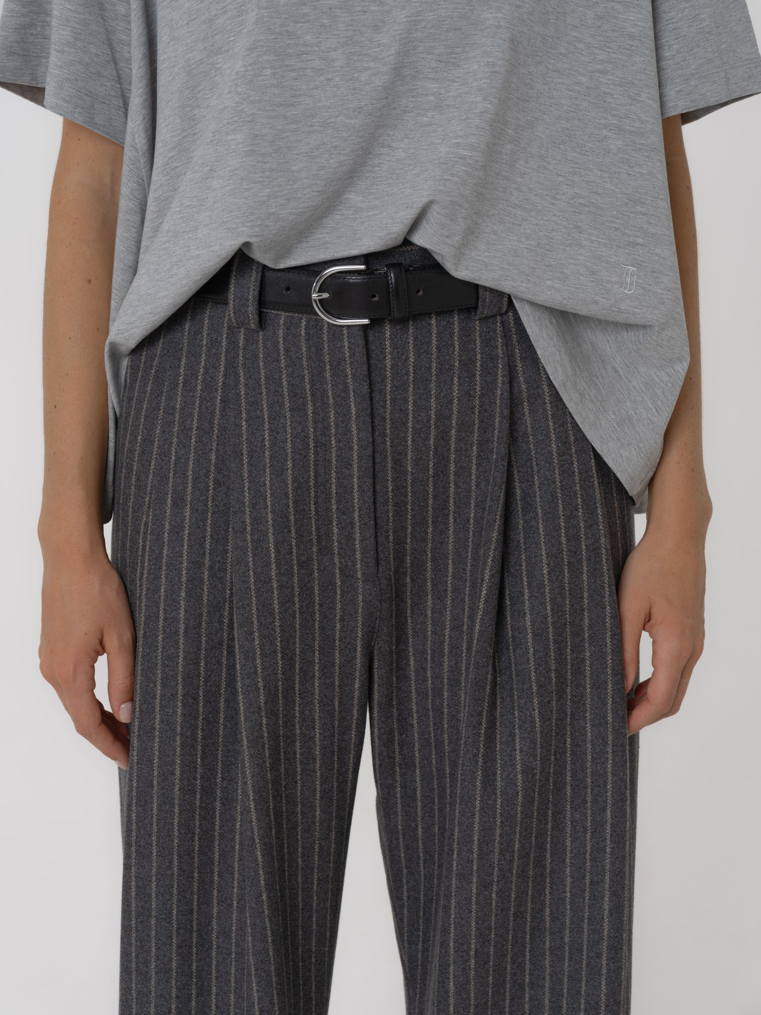 Pantalon Georges gris rayé
