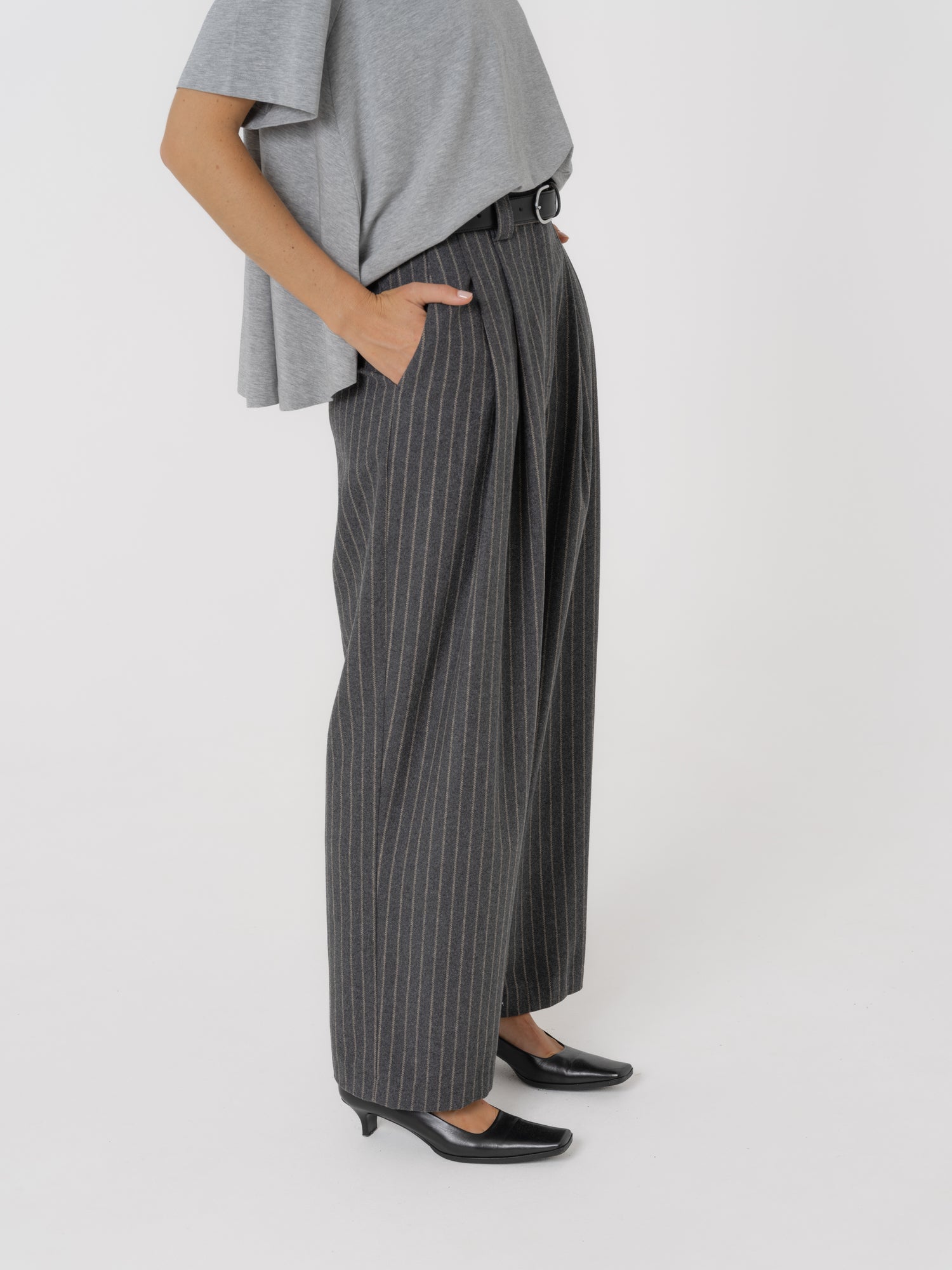 Pantalon Georges gris rayé