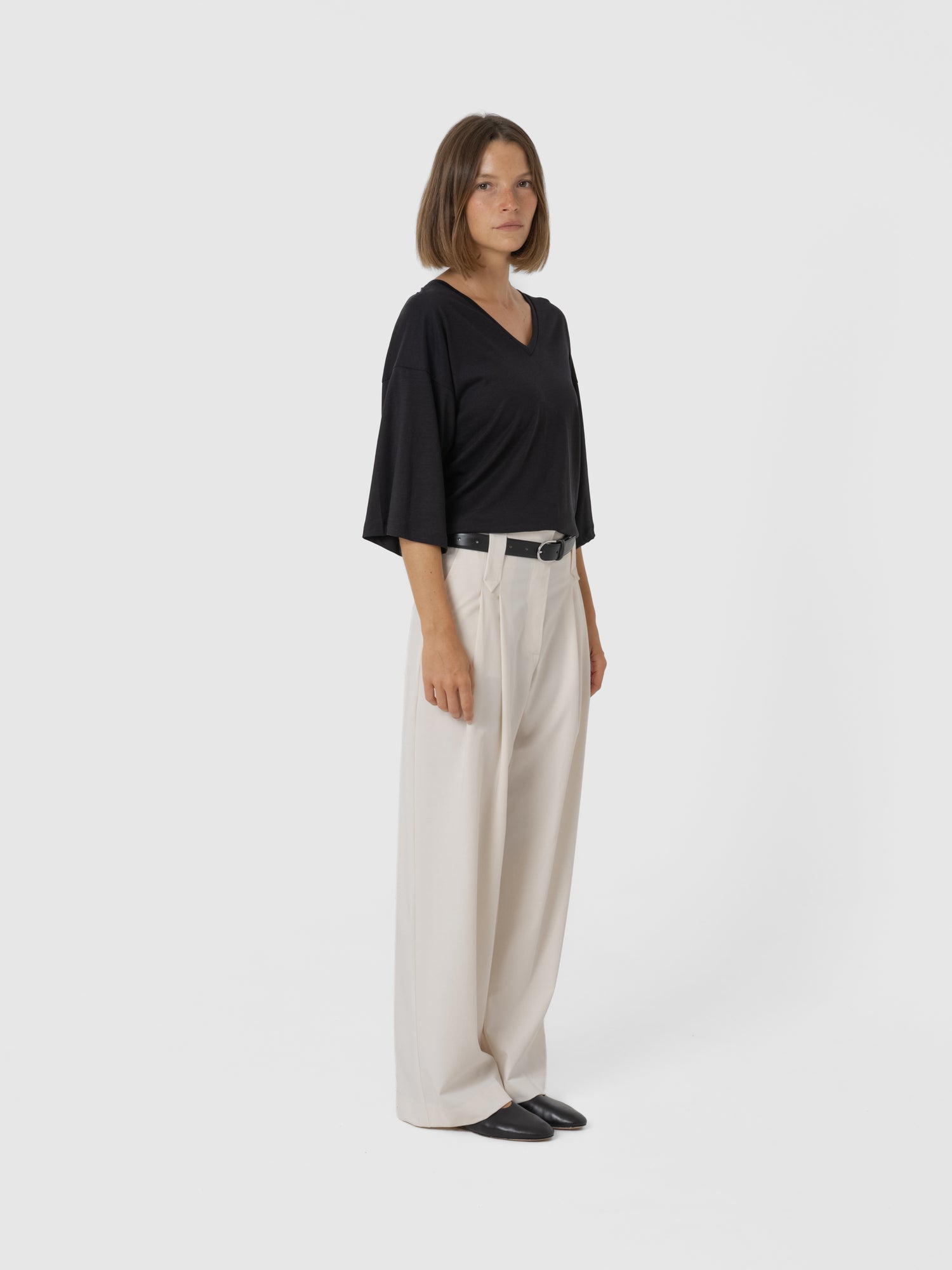 Louise tee black