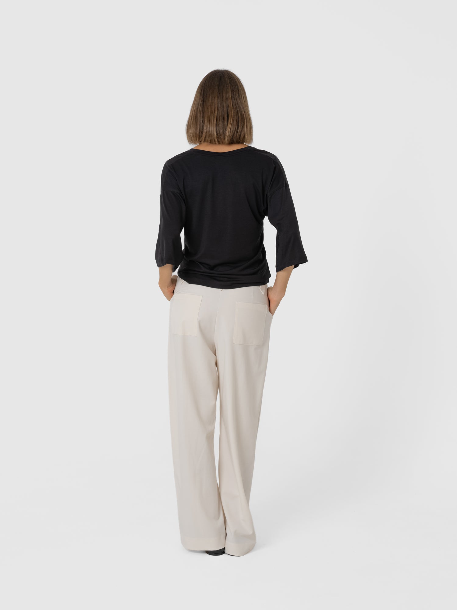 Louise tee black