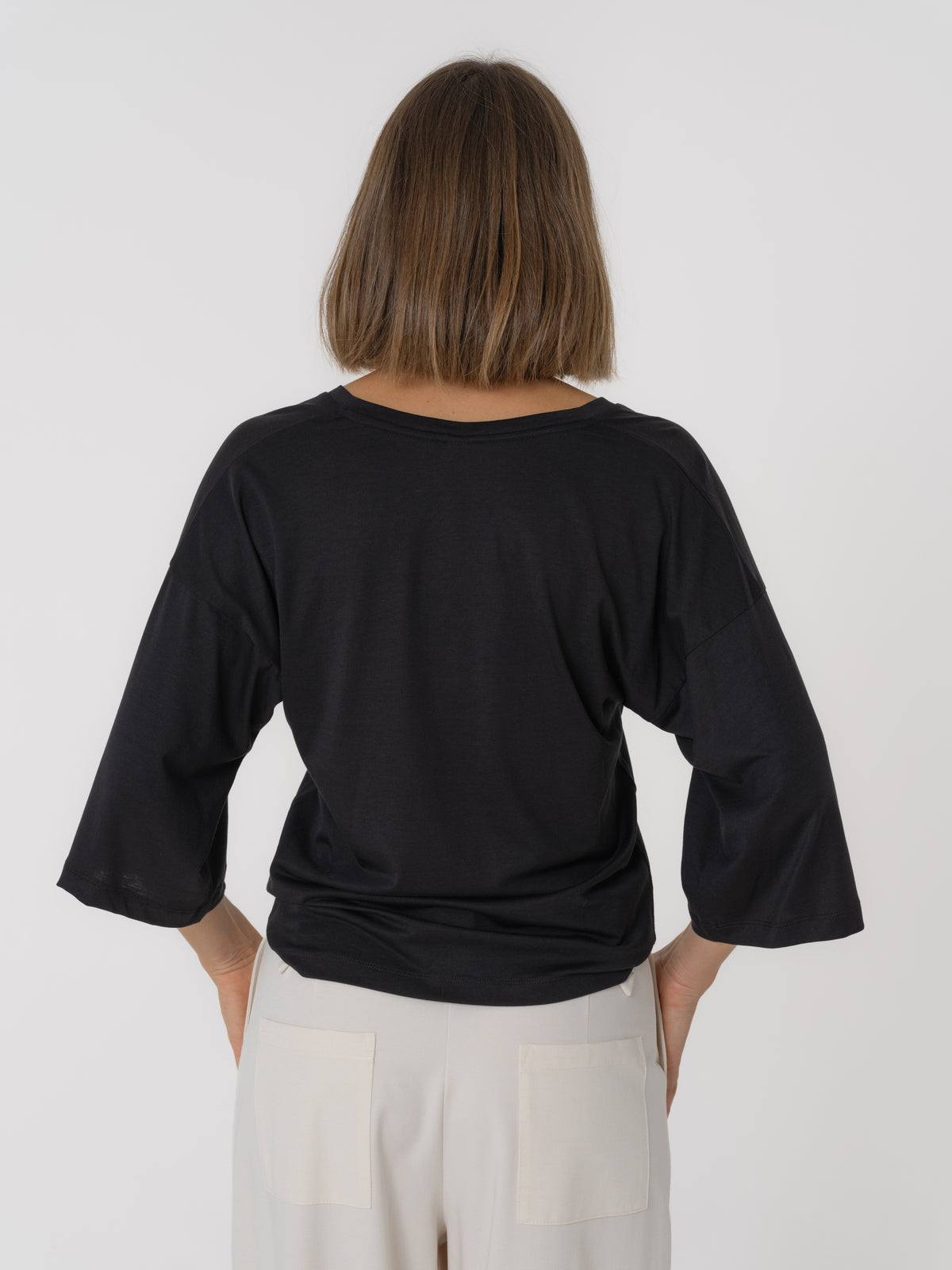 Louise tee black
