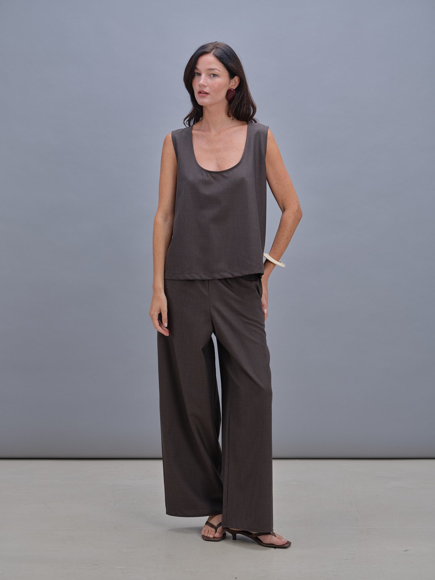 Bess top brown