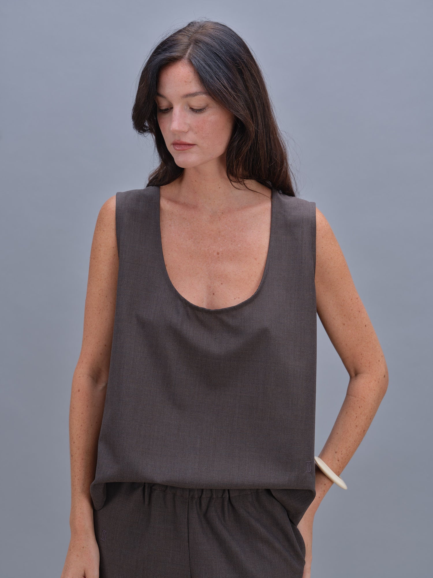 Bess top brown