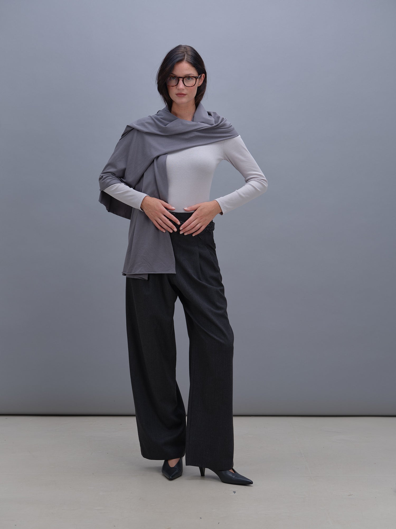 Demi scraf grey