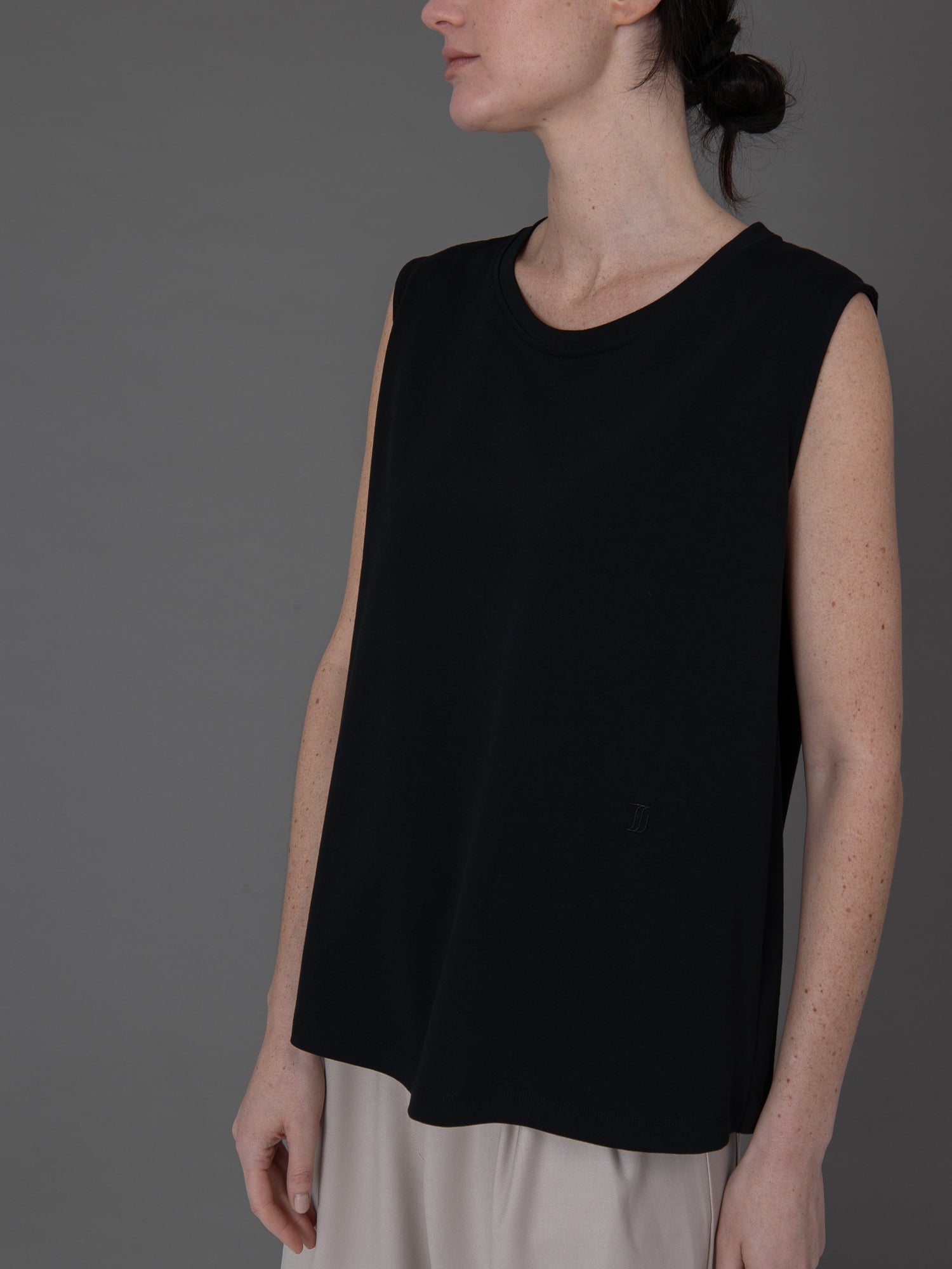 Malo top black